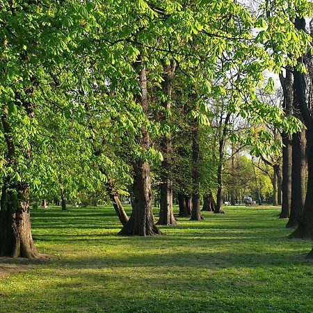Park Lane Apartment Lea クラクフ エクステリア 写真