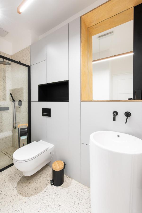 Park Lane Apartment Lea クラクフ エクステリア 写真